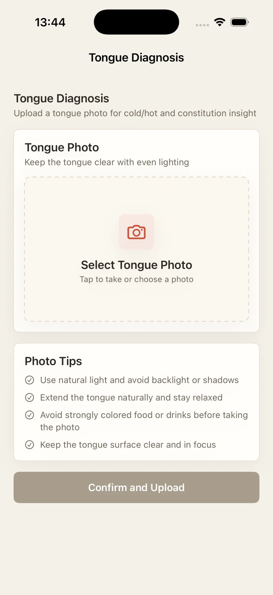 English iTongue Tongue Diagnosis screen with photo guidance and an upload control